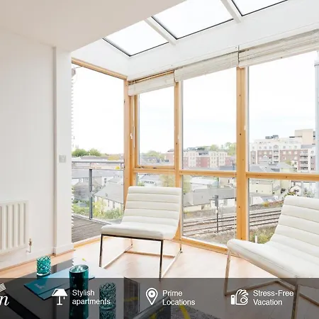 Sweet - Spacious Grand Canal Apartment